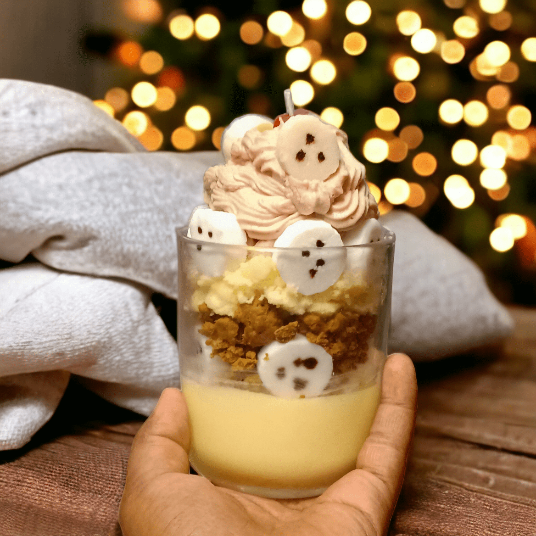 Banana Nutbread Candle: Handcrafted Delight with Banana Slices, Pie Crumbs, and Exquisite Fragrance - Urijah's TreasuresUrijah's TreasuresDessert Candle