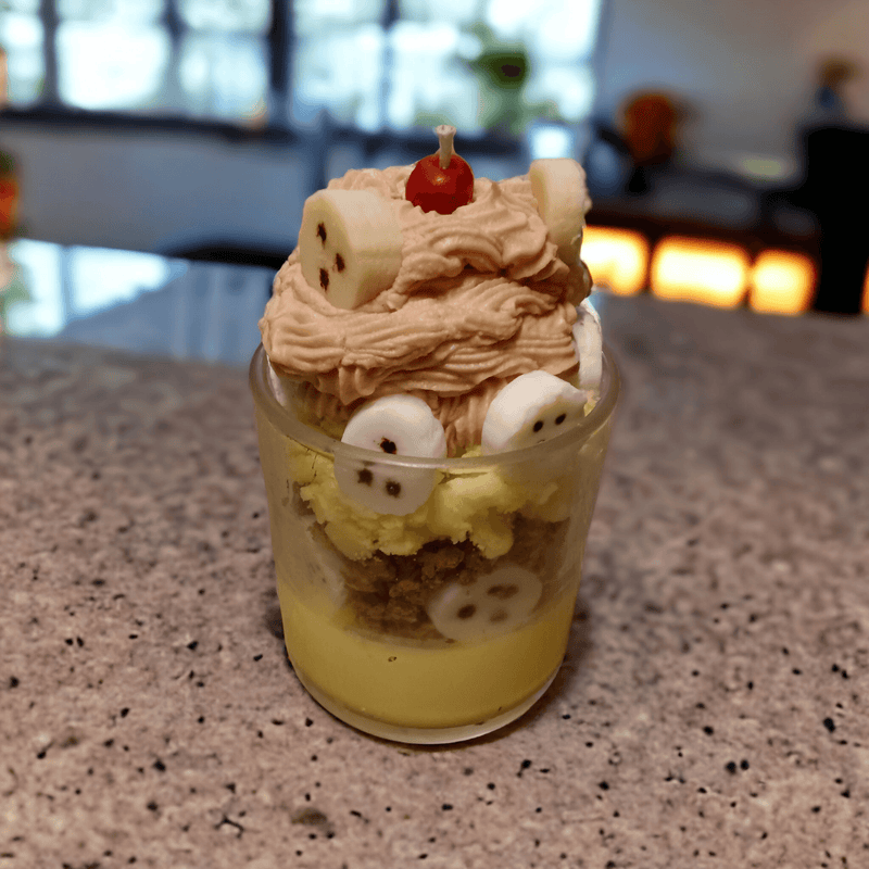 Banana Nutbread Candle: Handcrafted Delight with Banana Slices, Pie Crumbs, and Exquisite Fragrance - Urijah's TreasuresUrijah's TreasuresDessert Candle