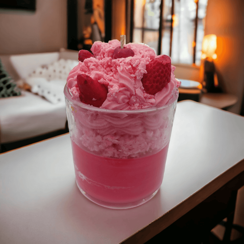 Deliciously Sweet 14oz Strawberry Shortcake Dessert Candle with Pie Crumble and Cream - Urijah's TreasuresUrijah's TreasurescandleDessert Candle