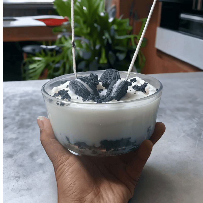 Indulge in Blissful Aromas with Our 32oz Coconut-Soy Oreo Candle: Decadent Chocolate Pie Crumble, Cream, and Oreo Delights! - Urijah's TreasuresUrijah's TreasurescandleDessert Candle