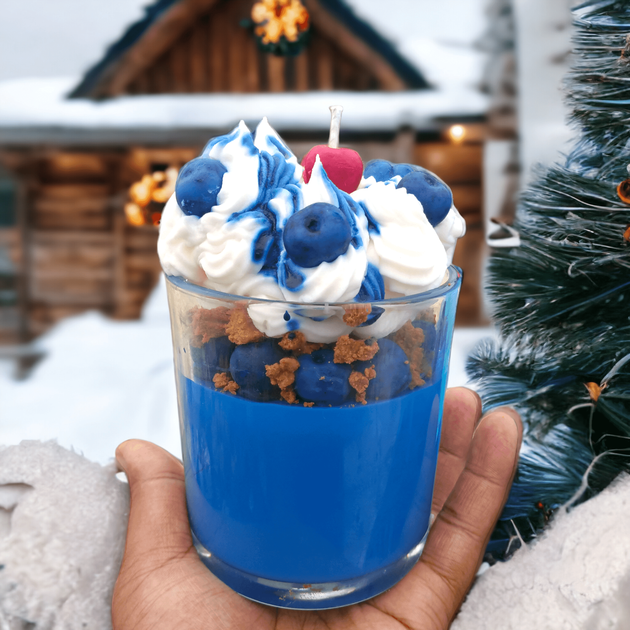 Premium 14oz Blueberry Cheesecake Candle with Pie Crumble, Cream, and Blueberry Pieces - Urijah's TreasuresUrijah's TreasurescandleDessert Candle