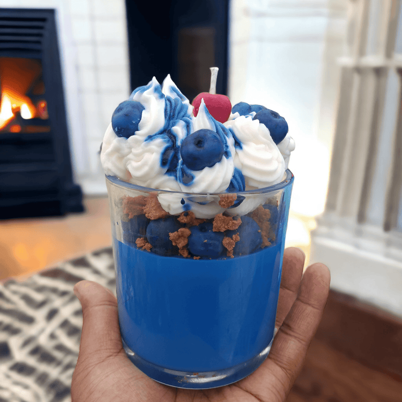 Premium 14oz Blueberry Cheesecake Candle with Pie Crumble, Cream, and Blueberry Pieces - Urijah's TreasuresUrijah's TreasurescandleDessert Candle